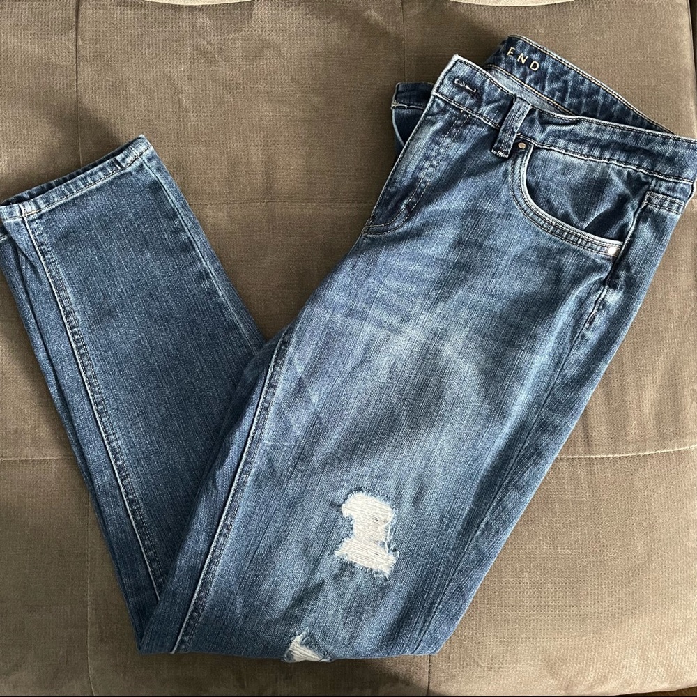 White House Black Market Girlfriend Jeans